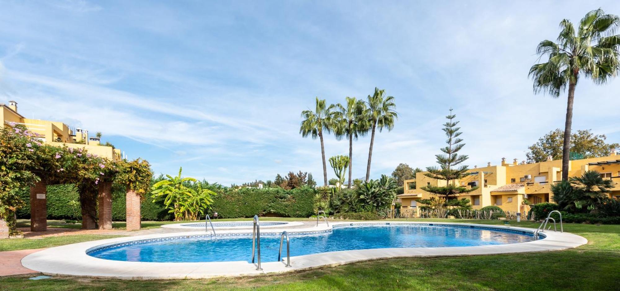 Apartamento Duplex Los Cartujanos I Marbella Dış mekan fotoğraf